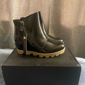 Sorel Black Heeled Boots with Tan Sole